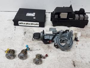 Used Ignition lock + computer Daihatsu Cuore (L251/271/276) Price € 195,00 Margin scheme offered by Autodemontagebedrijf Smit