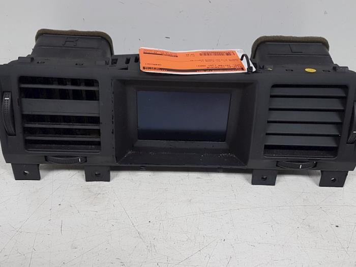 Begagnade Innerdisplay Opel Vectra C 2.2 DTI 16V Pris € 40,00 Marginaltabell erbjuds av Autodemontagebedrijf Smit