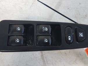 Used Multi-functional window switch Ssang Yong Rexton 2.9 TD RJ 290 Price € 50,00 Margin scheme offered by Autodemontagebedrijf Smit