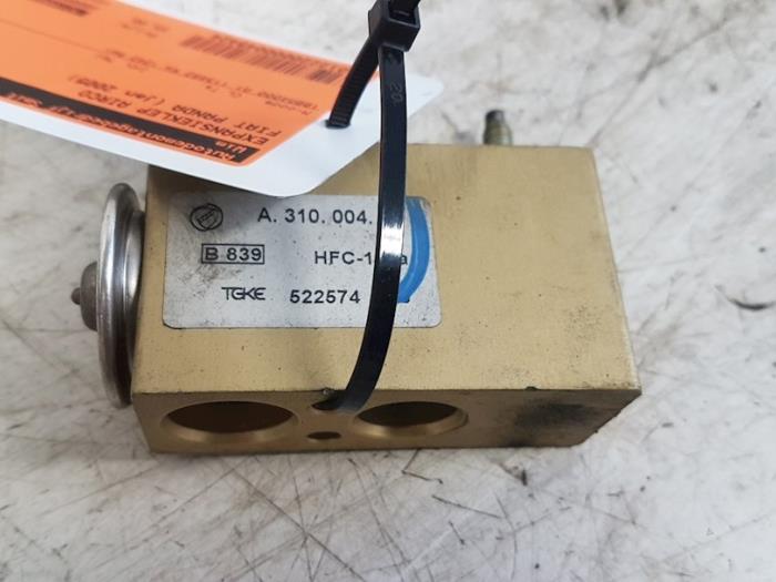 Gebrauchte Ausgleichventil Airco Fiat Panda (169) 1.2 Fire Preis € 35,00 Margenregelung angeboten von Autodemontagebedrijf Smit