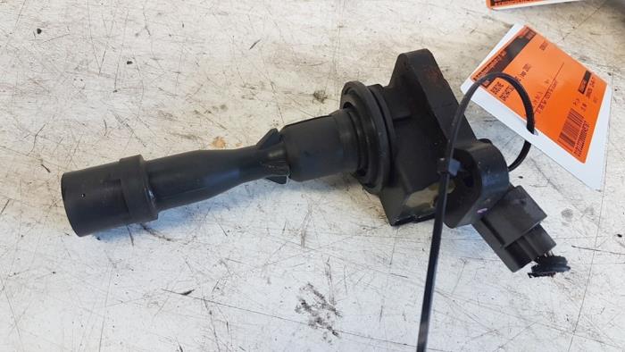 Ignition coil from a Daihatsu Cuore (L251/271/276)  2003