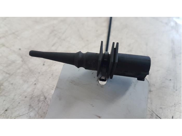 Begagnade Utetemperatursensor BMW 3 serie Touring (E46/3) 318i Pris € 15,00 Marginaltabell erbjuds av Autodemontagebedrijf Smit