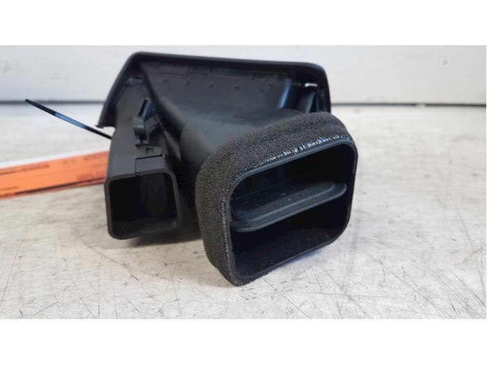 Dashboard vent from a BMW 3 serie Touring (E46/3) 318i 2000