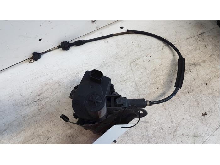 Gebrauchte Tempomat BMW 3 serie Touring (E46/3) 318i Preis € 20,00 Margenregelung angeboten von Autodemontagebedrijf Smit