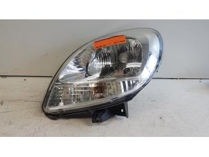 Used Headlight, left Nissan Kubistar (F10) 1.5 dCi 70 Price € 35,00 Margin scheme offered by Autodemontagebedrijf Smit