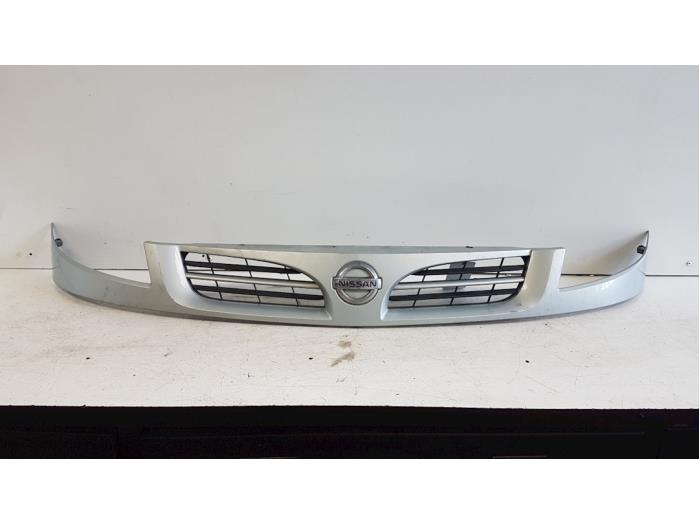 Begagnade Grill Nissan Kubistar (F10) 1.5 dCi 70 Pris € 35,00 Marginaltabell erbjuds av Autodemontagebedrijf Smit