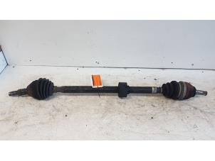 Used Front drive shaft, right Opel Vectra C 1.8 16V Price € 40,00 Margin scheme offered by Autodemontagebedrijf Smit
