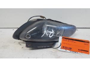 Used Fog light, front right Chrysler 300 M Price on request offered by Autodemontagebedrijf Smit