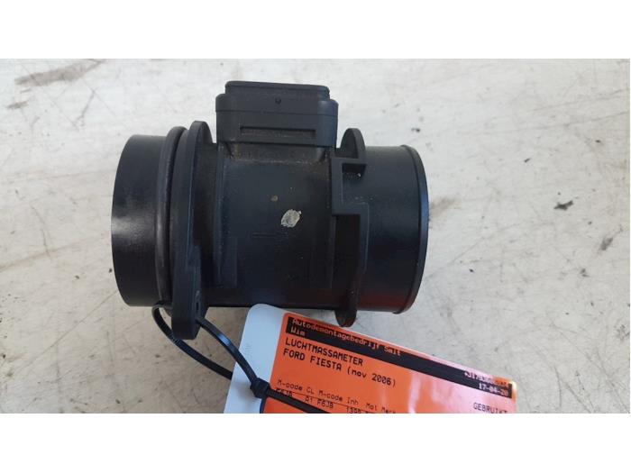 Gebrauchte Luftmassenmesser Ford Fiesta 5 (JD/JH) 1.4 TDCi Preis € 10,00 Margenregelung angeboten von Autodemontagebedrijf Smit