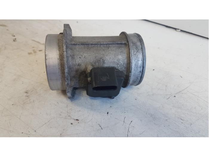Gebrauchte Luftmassenmesser Audi A4 Avant (B6) 2.5 TDI 24V Preis € 15,00 Margenregelung angeboten von Autodemontagebedrijf Smit