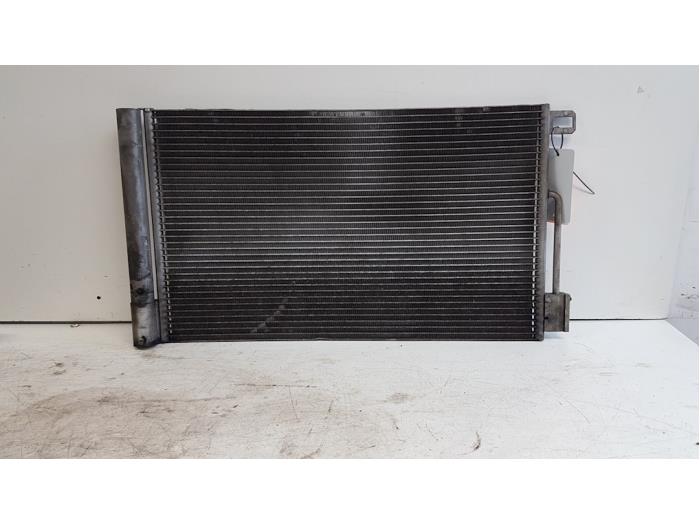 Usagé Radiateur clim Fiat Grande Punto (199) 1.4 Prix € 30,00 Règlement à la marge proposé par Autodemontagebedrijf Smit