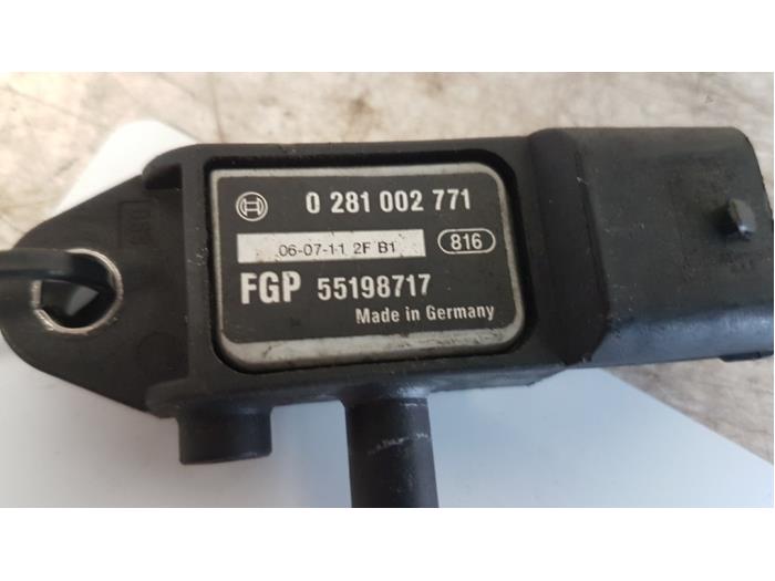 Map Sensor (Einlasskrümmer) van een Opel Astra H SW (L35) 1.3 CDTI 16V Ecotec 2006