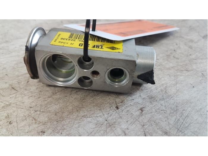 AC expansion valve