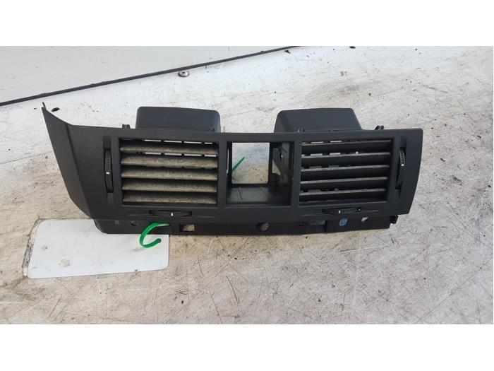 Tourner à Gauche Et à Droite Symbole Arrière-plan De Grille Transparente | Vecteur Premium Tourner à Gauche Et à Droite Symbole Arrière-plan De Grille Transparente | Vecteur Premium