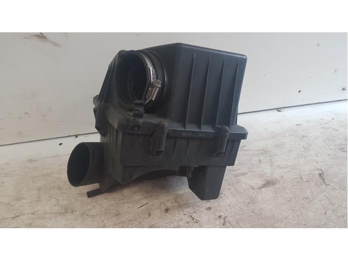 Begagnade Luftfilterhus Opel Corsa D 1.3 CDTi 16V Ecotec Pris € 15,00 Marginaltabell erbjuds av Autodemontagebedrijf Smit