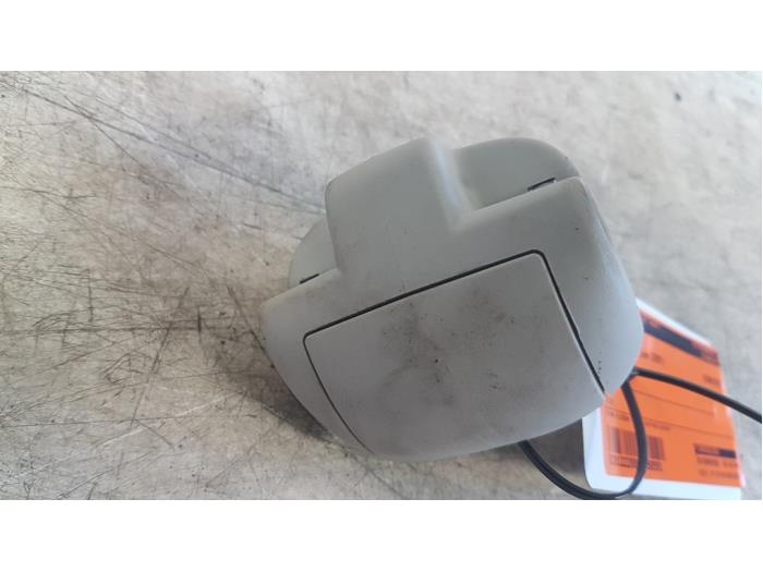 Usagé Divers Renault Clio III (BR/CR) 1.6 16V Prix sur demande proposé par Autodemontagebedrijf Smit