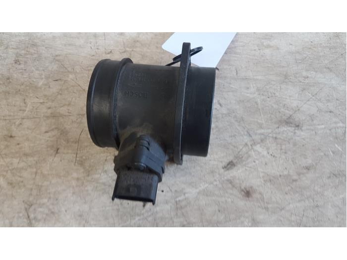 Gebrauchte Luftmassenmesser Volvo S80 (TR/TS) 2.9 T6 24V Preis € 25,00 Margenregelung angeboten von Autodemontagebedrijf Smit