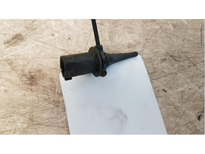 Mercedes W204 Outside temperature sensors stock