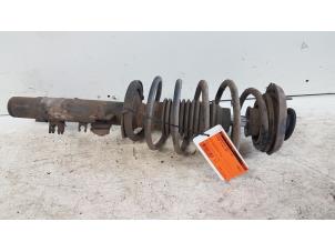Used Front shock absorber rod, right Citroen C3 (FC/FL/FT) 1.4 HDi Price € 35,00 Margin scheme offered by Autodemontagebedrijf Smit