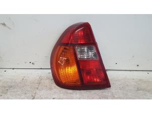 Used Taillight, left Renault Clio II (BB/CB) 1.4 Price € 20,00 Margin scheme offered by Autodemontagebedrijf Smit