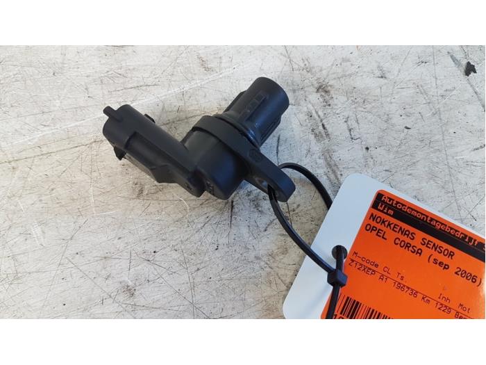 Gebrauchte Nockenwelle Sensor Opel Corsa D 1.2 16V Preis € 20,00 Margenregelung angeboten von Autodemontagebedrijf Smit