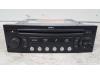 Radio CD player from a Citroen C4 Coupé (LA), 2004 / 2011 1.6 HDi 16V 110, Hatchback, 2-dr, Diesel, 1.560cc, 80kW (109pk), FWD, DV6TED4; 9HZ, 2004-10 / 2010-07, LA9HZ 2007