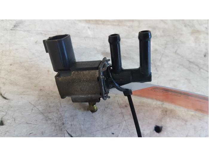 Vacuum valve Nissan Micra 1.4 16V K5T48474