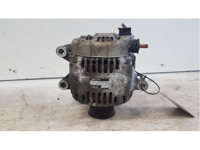 Usagé Dynamo Jaguar S-type (X200) 3.0 V6 24V Prix € 25,00 Règlement à la marge proposé par Autodemontagebedrijf Smit