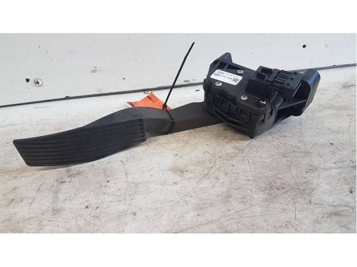 accelerator-pedal-opel-astra-h-1-6-16v-twinport-9157998bk