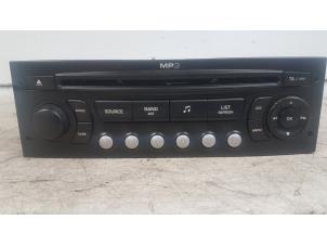 Gebrauchte Radio CD Spieler Citroen Berlingo 1.6 HDI 16V 90 Preis € 50,00 Margenregelung angeboten von Autodemontagebedrijf Smit