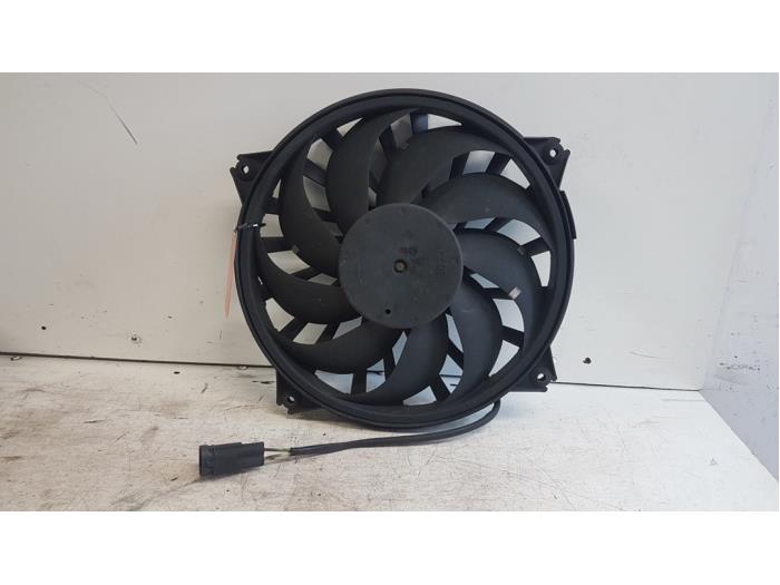 Gebrauchte Kühlerventilator Citroen C8 (EA/EB) Preis auf Anfrage angeboten von Autodemontagebedrijf Smit