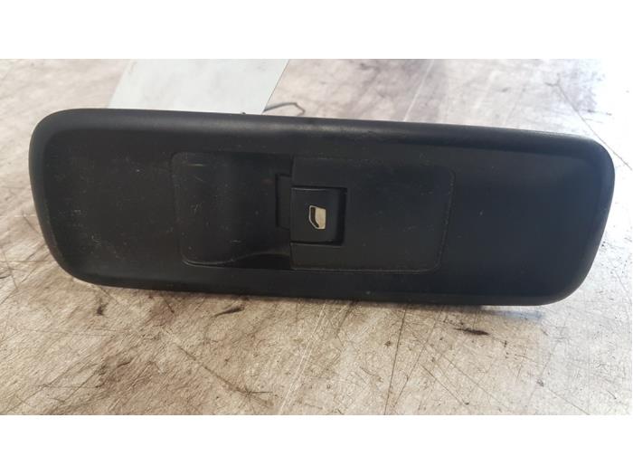Usados Interruptor de ventanilla eléctrica Citroen C8 (EA/EB) Precio € 10,00 Norma de margen ofrecido por Autodemontagebedrijf Smit