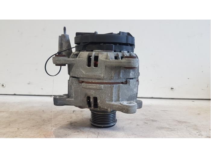 Usagé Dynamo Volkswagen Polo IV (9N1/2/3) 1.4 TDI 75 Prix € 15,00 Règlement à la marge proposé par Autodemontagebedrijf Smit