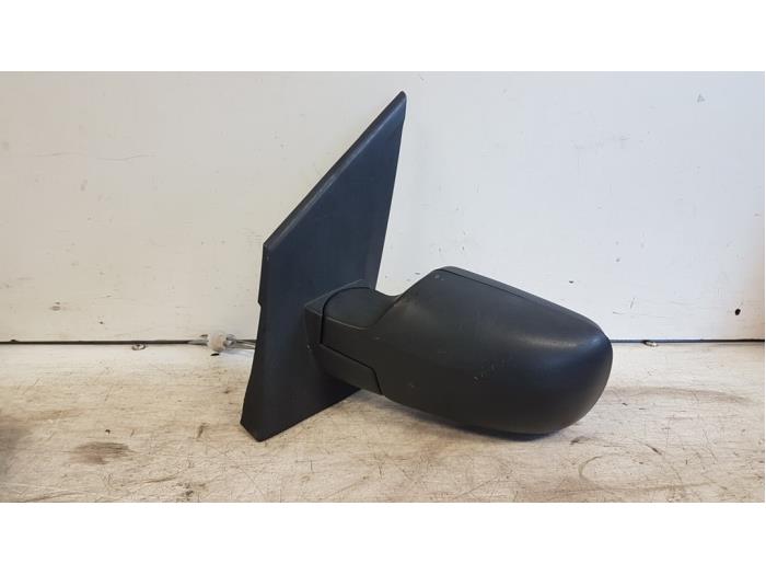 Wing mirror, left from a Ford Fiesta 5 (JD/JH) 1.3 2004