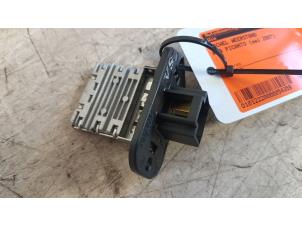 Used Heater resistor Kia Picanto (BA) 1.1 CRDi VGT 12V Price € 10,00 Margin scheme offered by Autodemontagebedrijf Smit