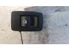 Electric window switch from a BMW 1 serie (E87/87N), 2003 / 2012 130i 24V, Hatchback, 4-dr, Petrol, 2.996cc, 195kW (265pk), RWD, N52B30A; N52B30B, 2005-09 / 2007-02, UD51; UD52; UF91; UF92 2007