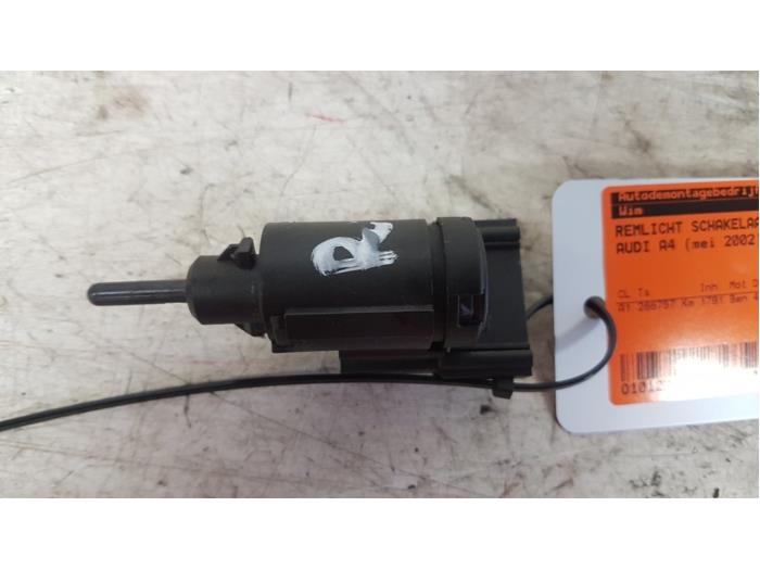 Brake light switch Audi A4 Avant 1.8 T 20V 19322007