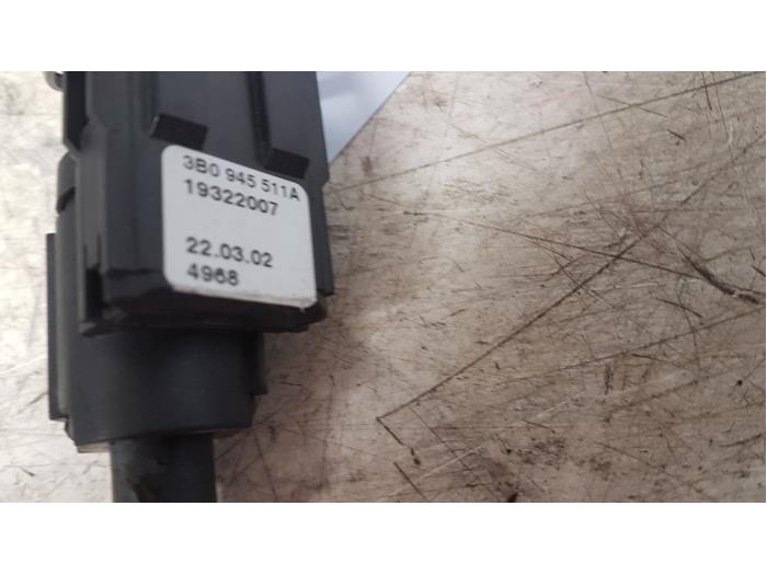 Brake light switch Audi A4 Avant 1.8 T 20V 19322007
