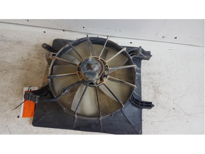 Radiator fan from a Honda Stream (RN) 1.7 16V VTEC 2001