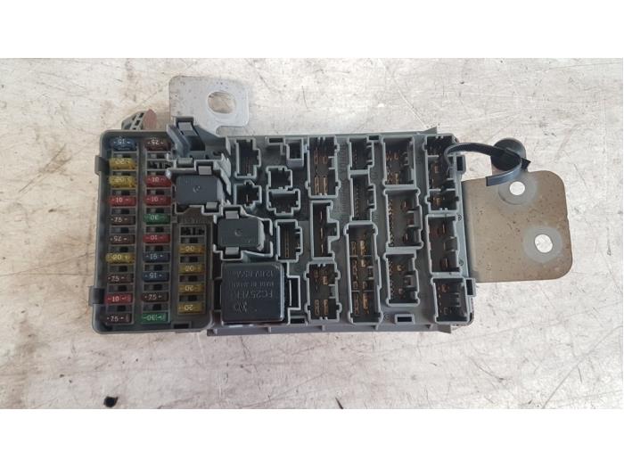 Fuse box Honda Stream 1.7 16V VTEC - G1100000