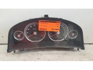 Used Instrument panel Opel Signum (F48) 2.2 DGI 16V Price on request offered by Autodemontagebedrijf Smit