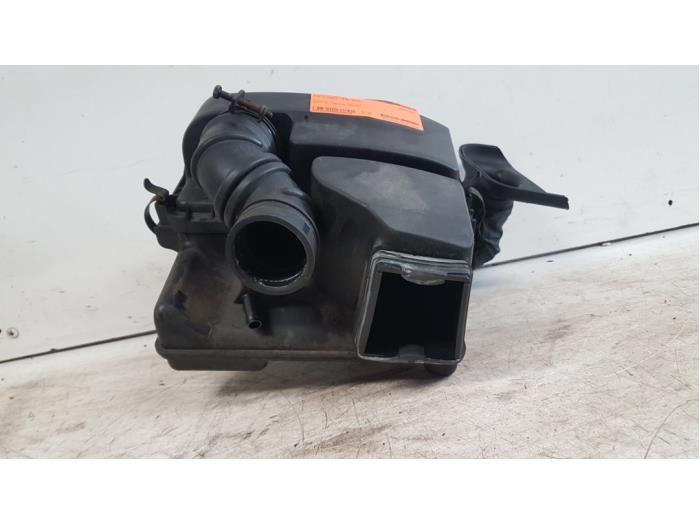 Gebrauchte Luftfiltergehäuse Kia Picanto (BA) 1.1 12V Preis € 15,00 Margenregelung angeboten von Autodemontagebedrijf Smit