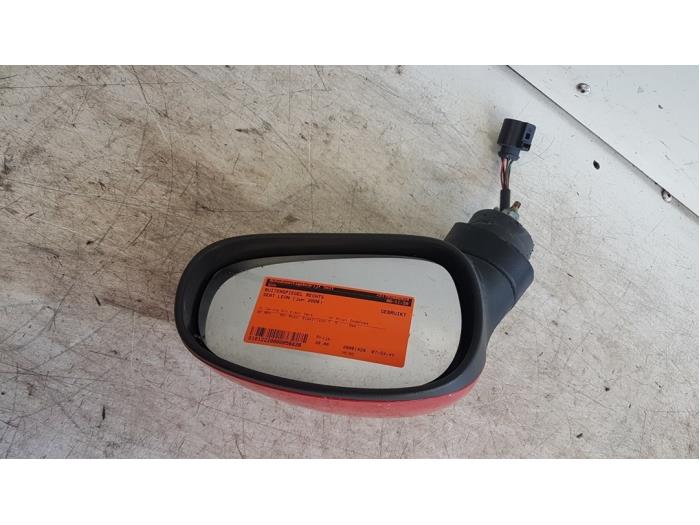 Wing mirror, right from a Seat Leon (1P1) 1.6 2006