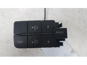 Used Fog light switch Iveco New Daily IV 35C12V, 35C12V/P, 35S12V, 35S12V/P Price on request offered by Autodemontagebedrijf Smit