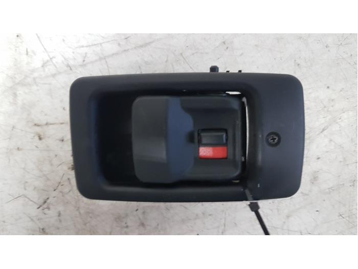 Tailgate interior handle