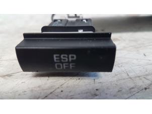 Used ESP switch Skoda Octavia Combi (1Z5) 2.0 FSI 16V Price € 10,00 Margin scheme offered by Autodemontagebedrijf Smit