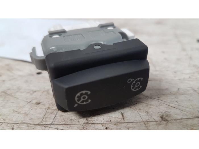 Renault Laguna Cruise control switches stock