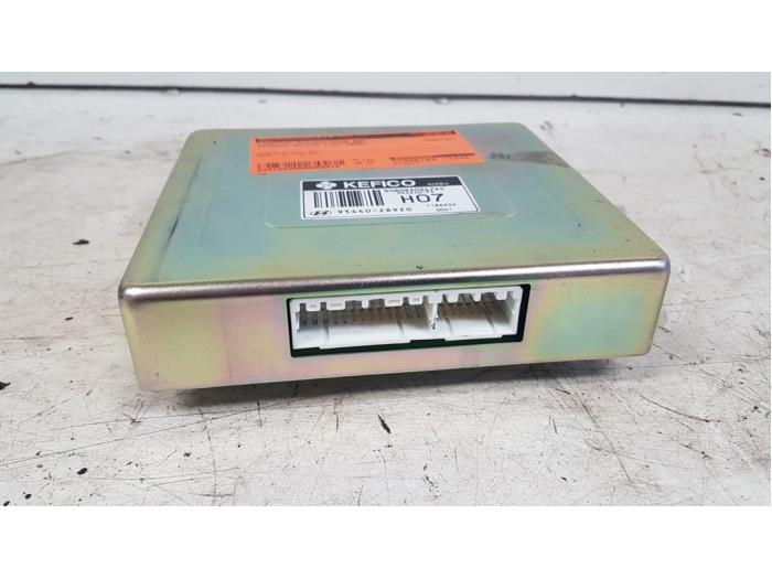 Used Automatic gearbox computer Hyundai Matrix 1.8 16V Price € 70,00 Margin scheme offered by Autodemontagebedrijf Smit