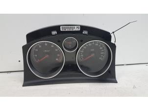 Used Instrument panel Opel Astra H (L48) 1.6 16V Twinport Price € 40,00 Margin scheme offered by Autodemontagebedrijf Smit