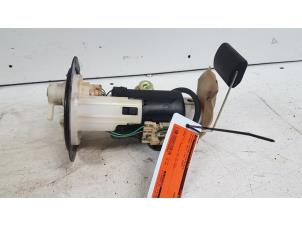 Usados Bomba eléctrica de combustible Hyundai Getz 1.3i 12V Precio € 35,00 Norma de margen ofrecido por Autodemontagebedrijf Smit